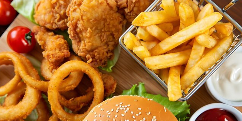 Người bị bệnh xơ gan kiêng ăn gì khó tiêu, nhiều dầu mỡ