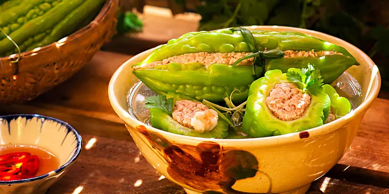 Canh mướp đắng nhồi thịt giúp thanh nhiệt, giải độc gan và cải thiện chức năng tiêu hóa