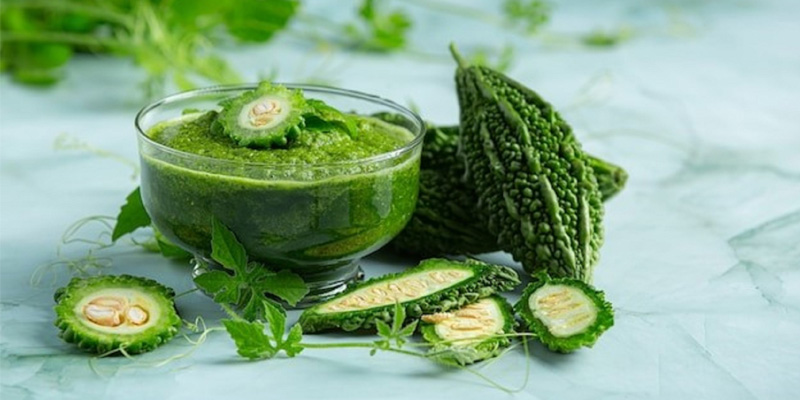 Mướp đắng giúp hạ đường huyết, điều trị tiểu đường, nóng gan, gan nhiễm mỡ.