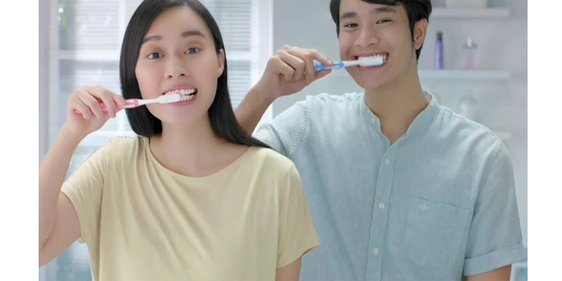 Sử dụng chung các vật dụng cá nhân có thể làm tăng nguy cơ nhiễm viêm gan C