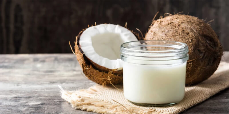 Sữa dừa là lựa chọn phù hợp cho người bị gan nhiễm mỡ nhờ không chứa cholesterol