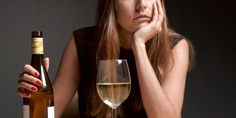 Không sử dụng rượu bia để phòng tránh xơ gan cổ trướng