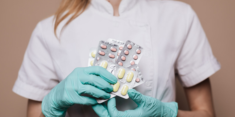 Thuốc kháng virus là nền tảng điều trị chính trong viêm gan B mạn tính