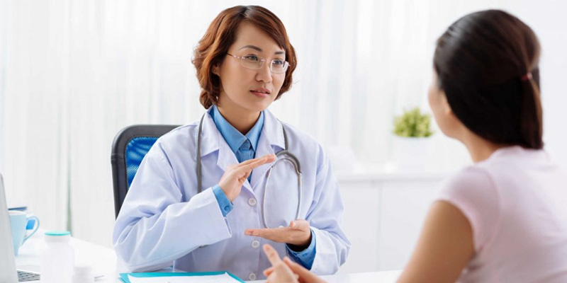 Mẹ cần đi kiểm tra sau khi sinh