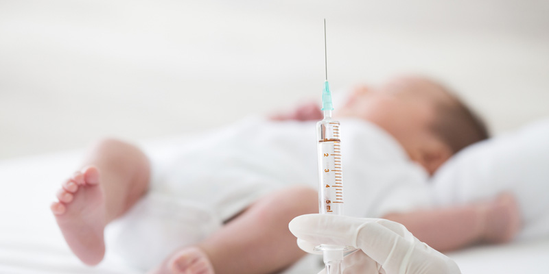 Mẹ nên tiêm viêm gan B trước khi mang thai và tiêm phòng cho bé khi mới chào đời
