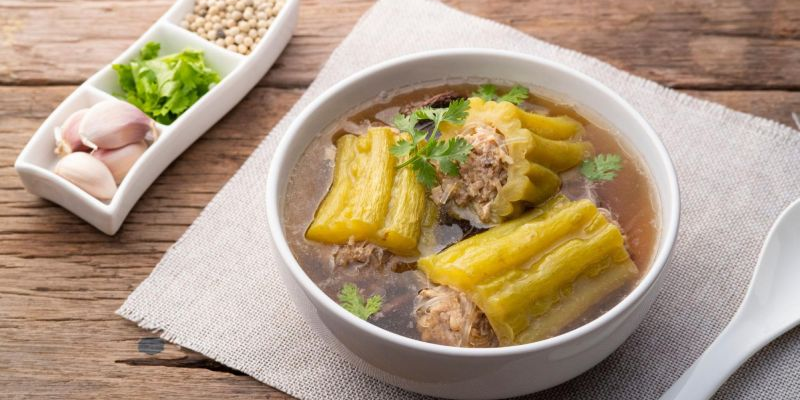 Khổ qua nhồi thịt là món ăn quen thuộc bổ dưỡng và hỗ trợ giảm men gan