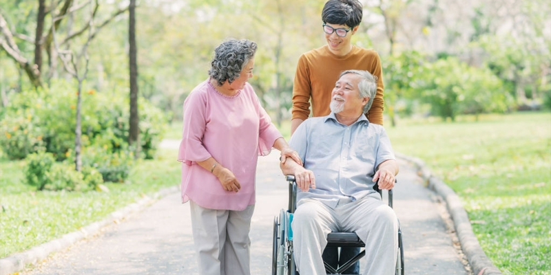 Yến sào giúp tăng cường miễn dịch và phục hồi thể trạng nhờ các axit amin và hoạt chất, đồng thời được xem là lựa chọn an toàn cho người tăng men gan hoặc suy giảm miễn dịch