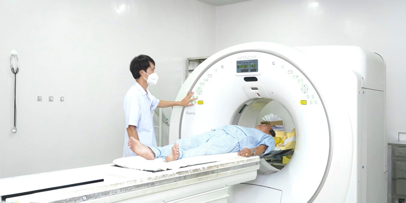 Bạn cần đến bệnh viện chẩn đoán sàng lọc sớm nếu trong gia đình có người mắc ung thư gan