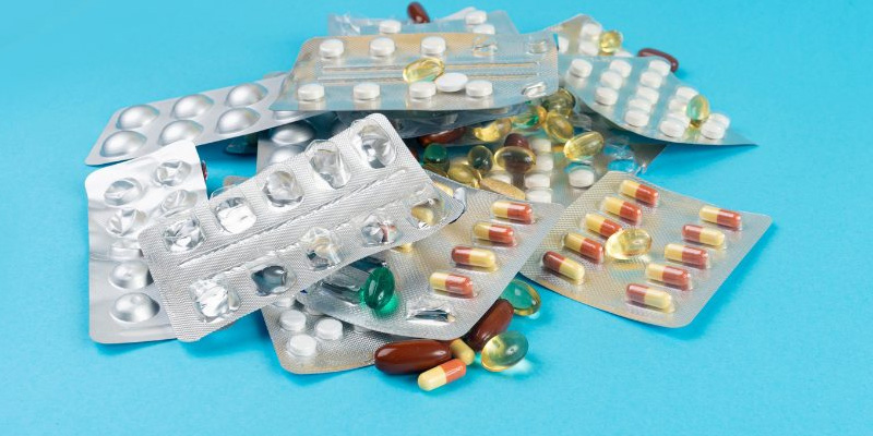 Người bệnh viêm gan nhiễm độc cần thận trọng trong việc sử dụng các loại thuốc