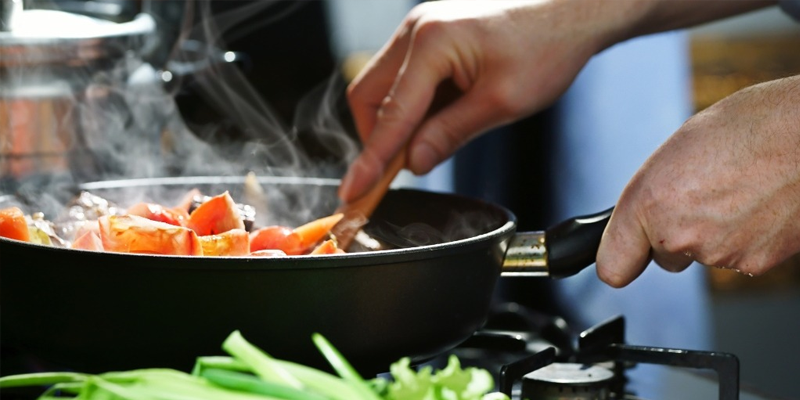 Ăn chín, uống sôi là nguyên tắc đơn giản nhưng hiệu quả trong phòng ngừa áp xe gan