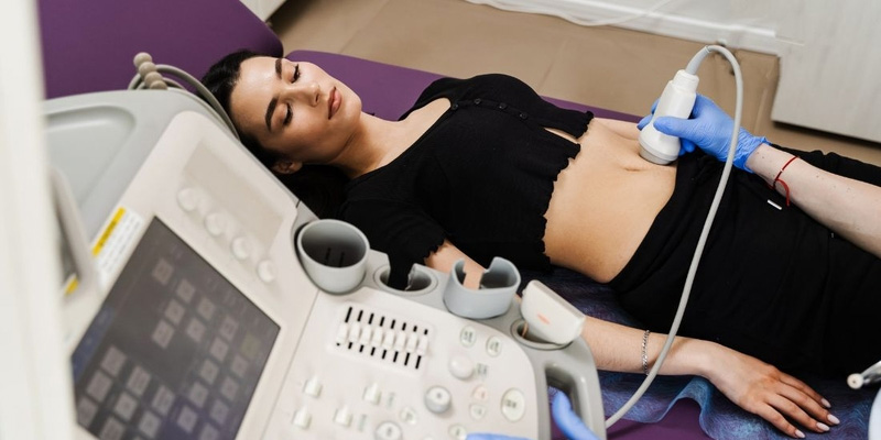 Khám định kỳ để phát hiện sớm tổn thương gan