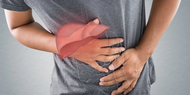 Chủ động phòng ngừa các bệnh liên quan đến gan từ sớm bằng cách tiêm vắc xin