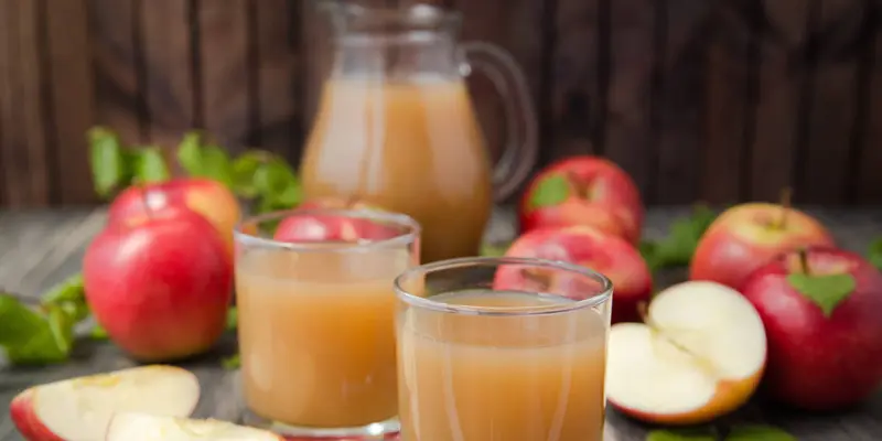 Táo là nước ép giúp thải độc gan hiệu quả