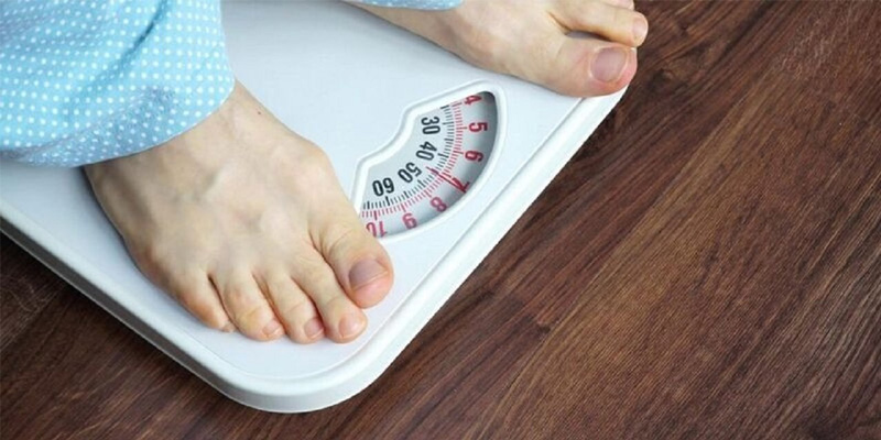 Sụt cân là một trong những dấu hiệu cảnh báo sớm của ung thư gan.