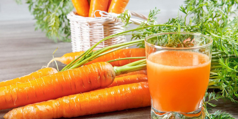 Cà rốt chứa nhiều vitamin A, anthocyanin giúp bảo vệ tế bào gan