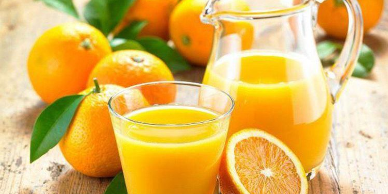 Những lưu ý khi uống nước cam đối với người mắc viêm gan B