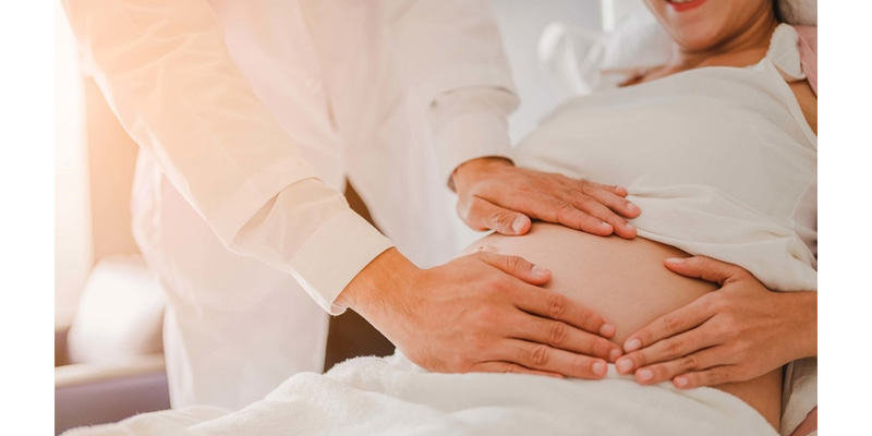 Viêm gan C chủ yếu lây truyền qua nhau thai lúc sinh nở