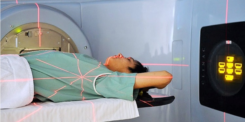 Xạ trị có thể được áp dụng đơn lẻ hoặc kết hợp với những phương pháp điều trị khác