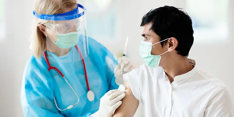 Kiểm tra máu để đánh giá chức năng gan và các cơ quan khác