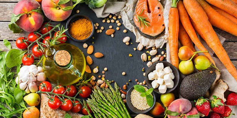 Chế độ dinh dưỡng lành mạnh sẽ giúp hạn chế diễn tiến của bệnh