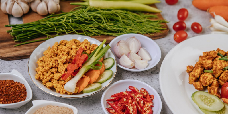 Người bệnh xơ gan giai đoạn cuối không nên ăn quá mặn