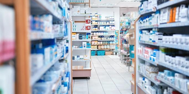 Địa điểm bán thuốc cũng ảnh hưởng đến giá bán