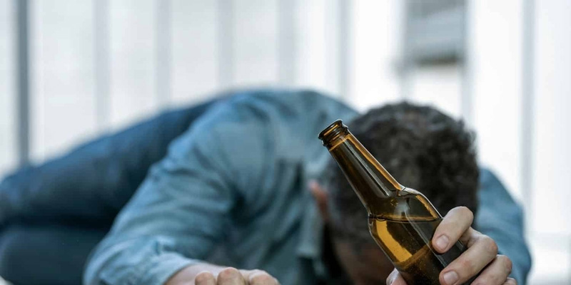  Lạm dụng rượu là yếu tố nguy cơ của bệnh gan sung huyết