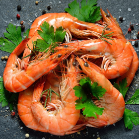 Giải đáp thắc mắc: Người bị ung thư gan có nên ăn tôm không?