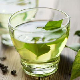 Uống nước lá vối có chữa bệnh gan nhiễm mỡ không?