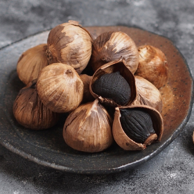 Viêm gan B có ăn được tỏi đen không? Giải đáp chuyên gia