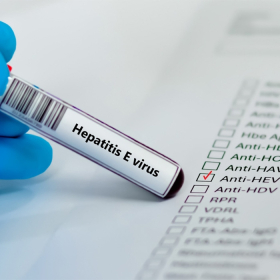 Viêm gan E có nguy hiểm không và biến chứng nào có thể xảy ra ?